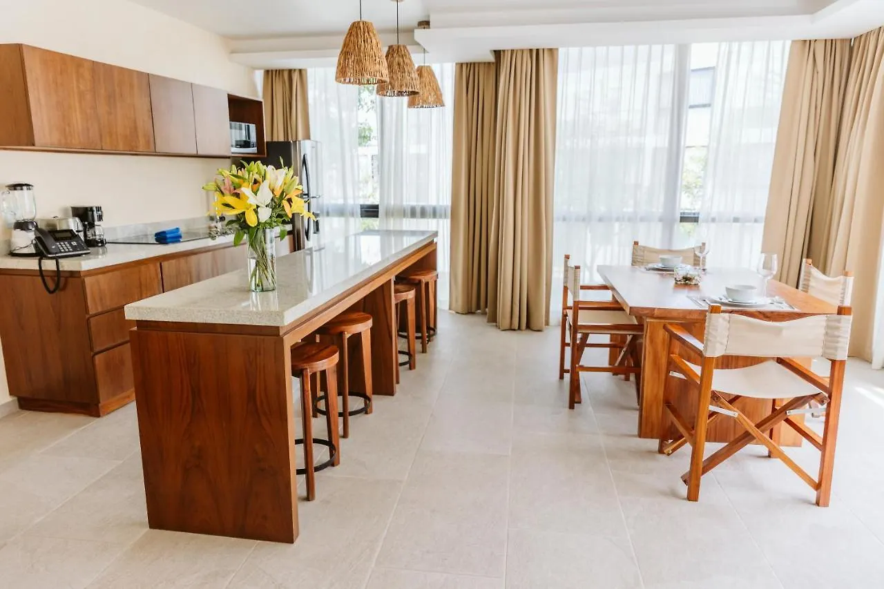 The Waves Tulum By Bnb Experience 4*,