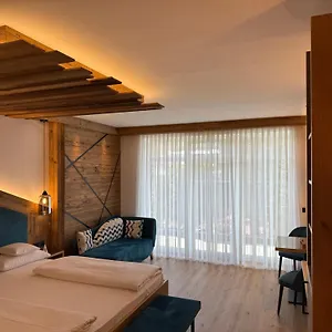 Am Schlossberg 4* ארדינג
